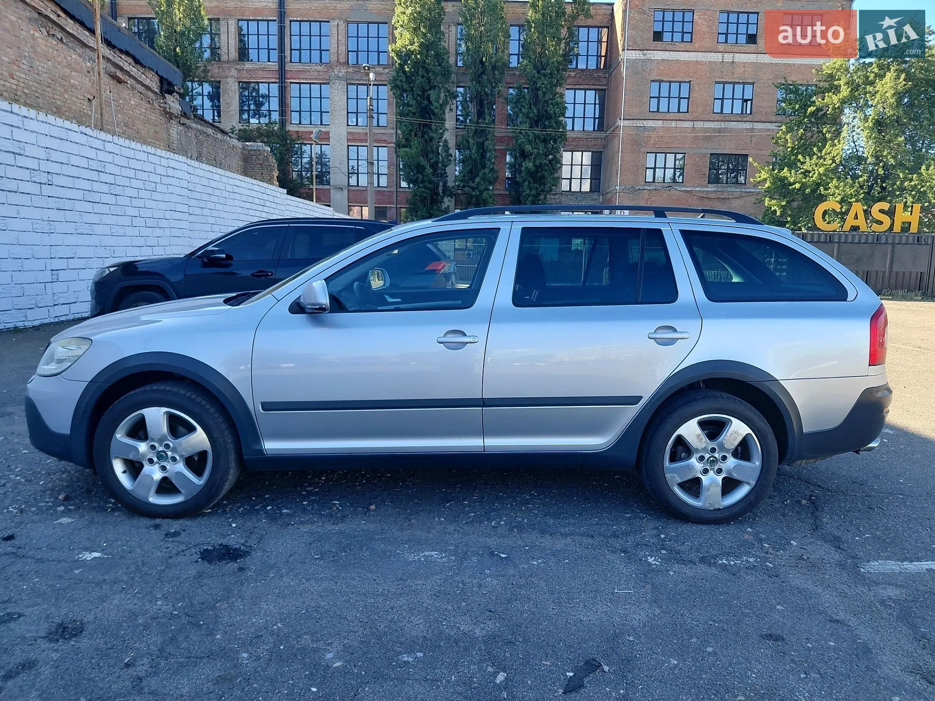 2010 Skoda Octavia - мініатюра 2