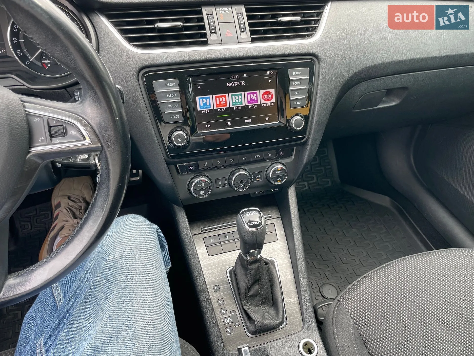 2016 Skoda Octavia - мініатюра 11