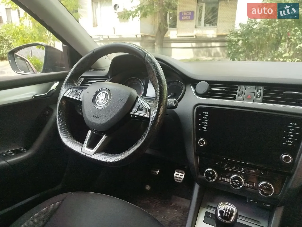 2017 Skoda Octavia - мініатюра 13
