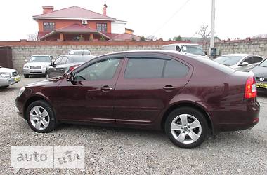 Хэтчбек Skoda Octavia 2012 в 