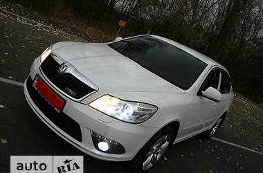 Седан Skoda Octavia 2012 в 