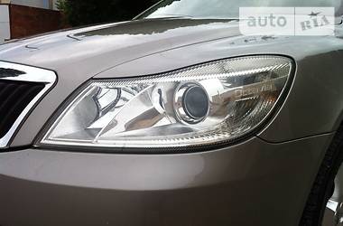 Седан Skoda Octavia 2010 в 
