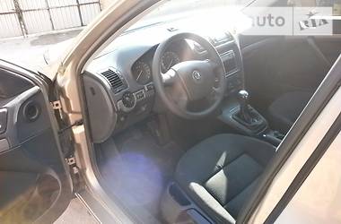 Седан Skoda Octavia 2006 в 