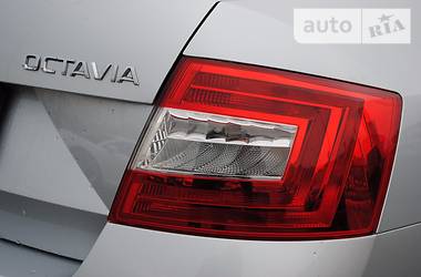 Седан Skoda Octavia 2014 в 
