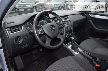 Седан Skoda Octavia 2014 в 