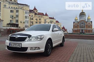 Седан Skoda Octavia 2010 в 