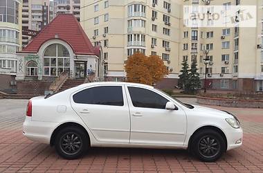 Седан Skoda Octavia 2010 в 