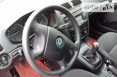 Седан Skoda Octavia 2008 в Києві