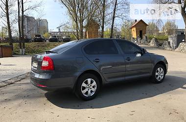 Седан Skoda Octavia 2012 в Днепре