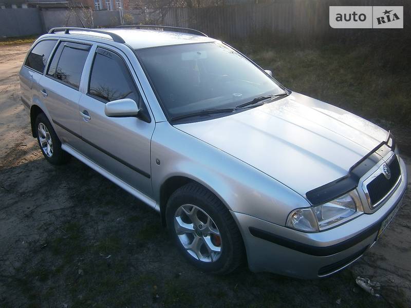 Универсал Skoda Octavia 2008 в Тростянце