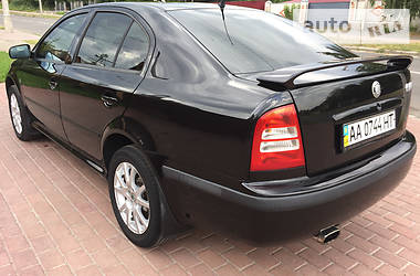 Седан Skoda Octavia 2008 в Киеве