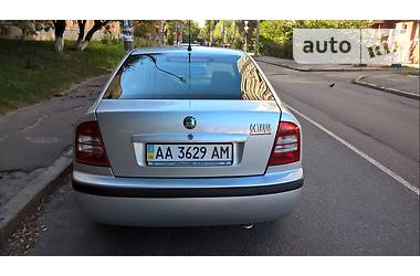 Лифтбек Skoda Octavia 2004 в Киеве