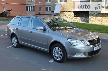 Универсал Skoda Octavia 2010 в Луцке