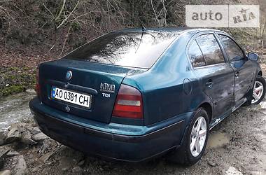 Седан Skoda Octavia 1997 в Тячеве