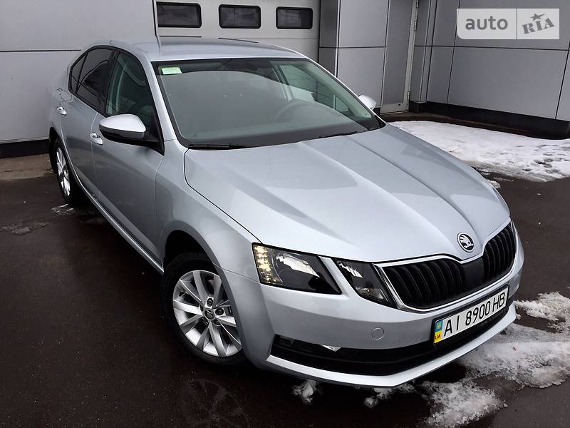 Седан Skoda Octavia 2017 в Киеве