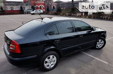 Седан Skoda Octavia 2009 в 