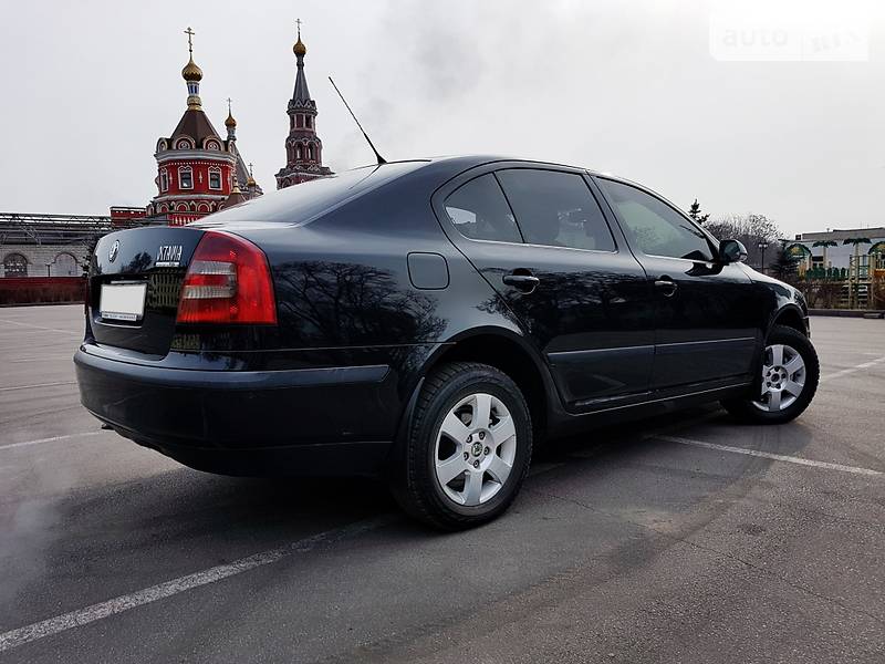 Седан Skoda Octavia 2009 в 