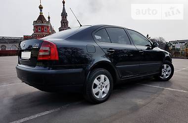 Седан Skoda Octavia 2009 в 