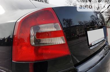Седан Skoda Octavia 2009 в 
