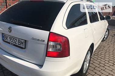 Универсал Skoda Octavia 2012 в Ровно