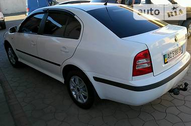 Седан Skoda Octavia 2002 в Луцьку