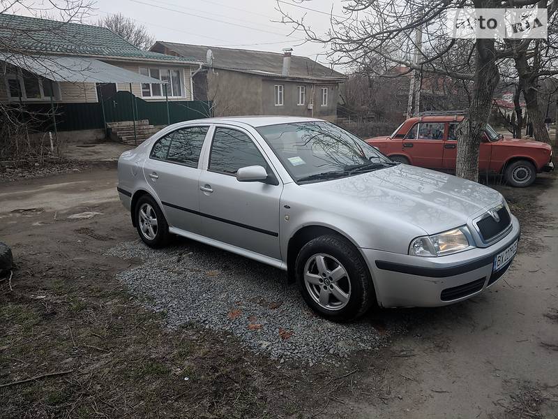 Лифтбек Skoda Octavia 2004 в Каменец-Подольском