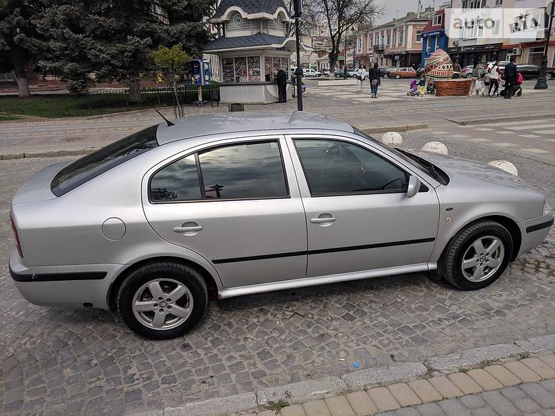 Лифтбек Skoda Octavia 2004 в Каменец-Подольском