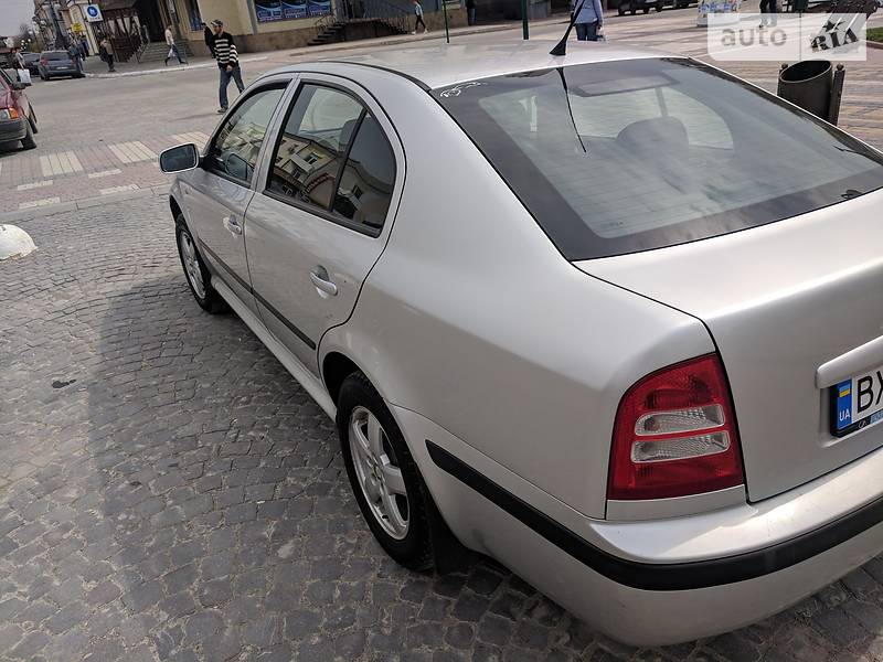Лифтбек Skoda Octavia 2004 в Каменец-Подольском