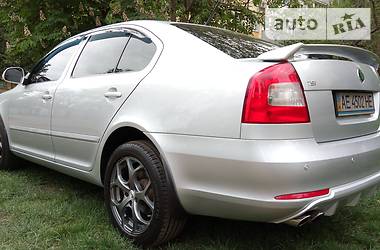 Седан Skoda Octavia 2010 в Кривом Роге