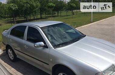 Седан Skoda Octavia 2005 в Кривому Розі