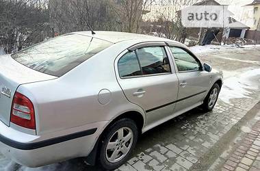 Седан Skoda Octavia 2005 в Львове