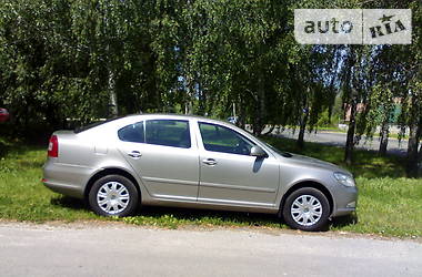 Седан Skoda Octavia 2011 в Чернигове