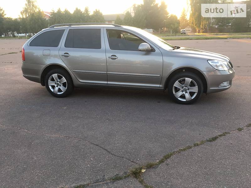 Універсал Skoda Octavia 2011 в Овручі