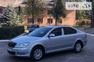 Седан Skoda Octavia 2009 в Каменском