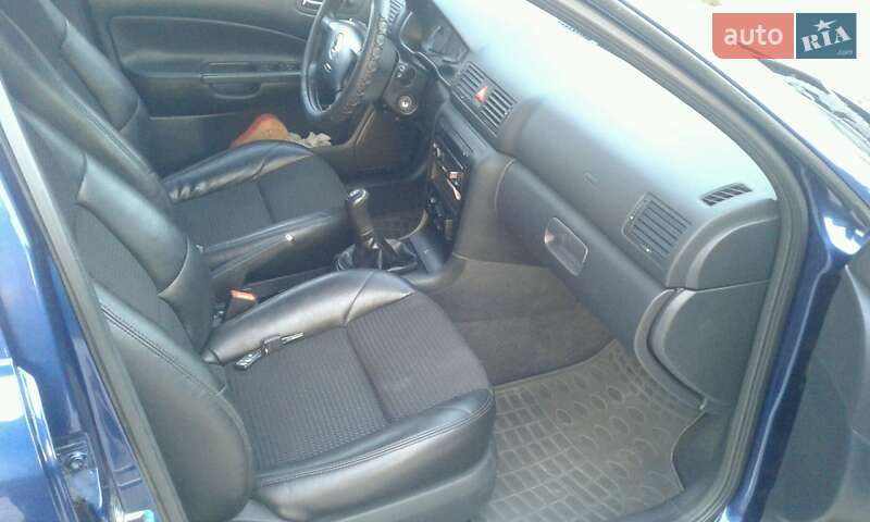 Лифтбек Skoda Octavia 2006 в Нововоронцовке
