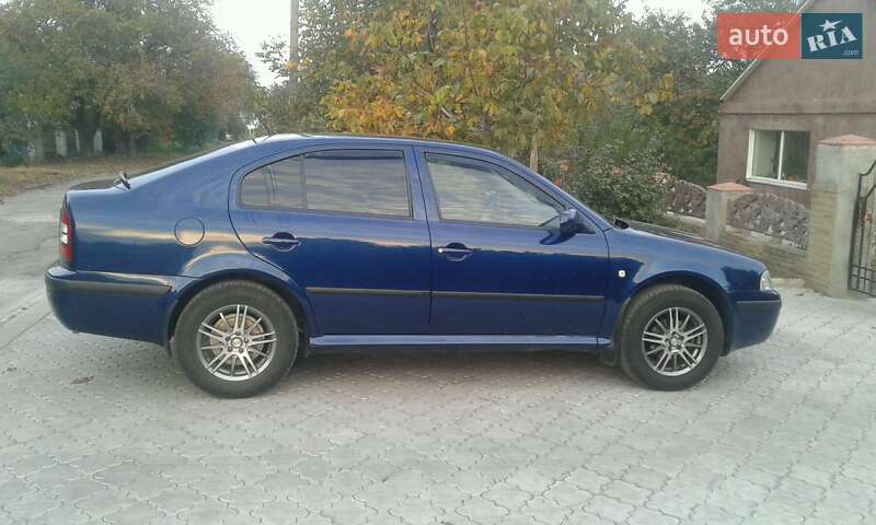 Лифтбек Skoda Octavia 2006 в Нововоронцовке