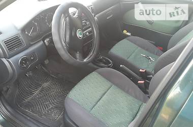 Хетчбек Skoda Octavia 2000 в 
