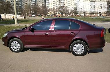 Хетчбек Skoda Octavia 2012 в 