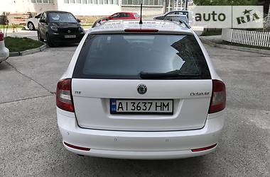 Універсал Skoda Octavia 2013 в 