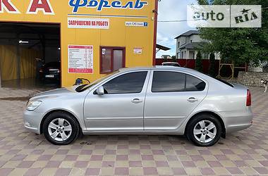 Седан Skoda Octavia 2010 в Тернополе