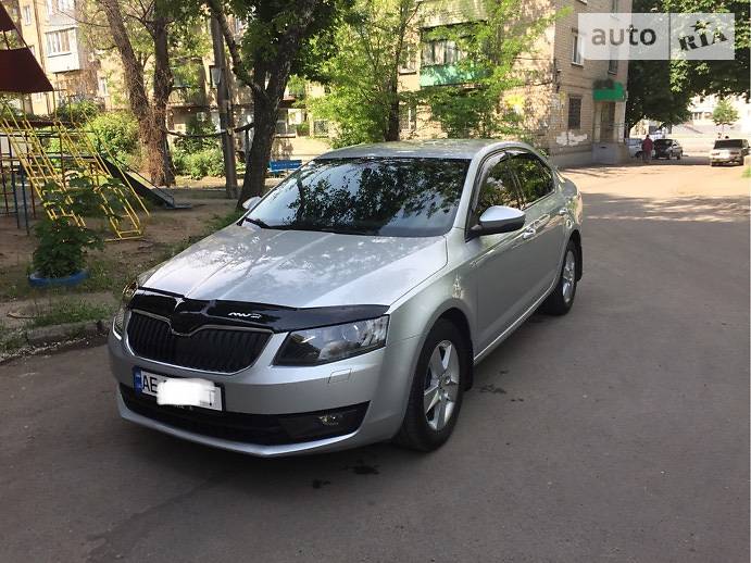 Седан Skoda Octavia 2013 в Днепре