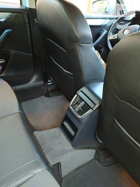 Универсал Skoda Octavia 2015 в Черкассах