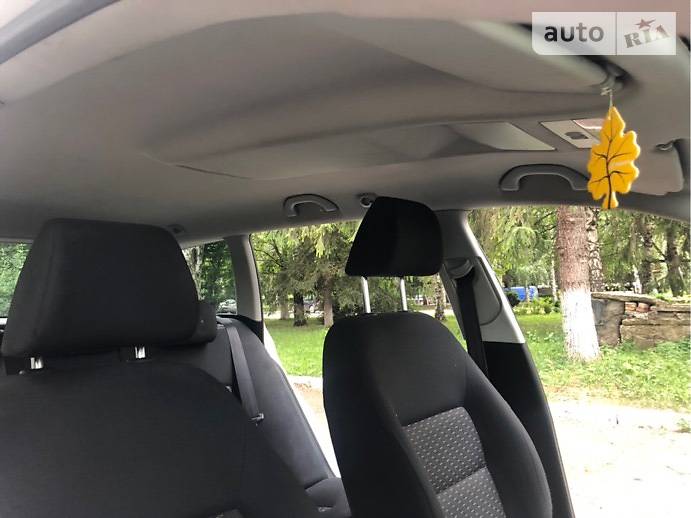 Универсал Skoda Octavia 2011 в Черновцах