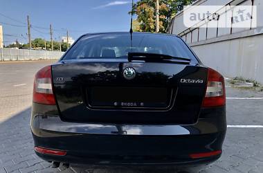 Седан Skoda Octavia 2010 в Одессе