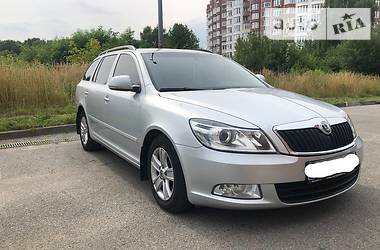 Універсал Skoda Octavia 2010 в 