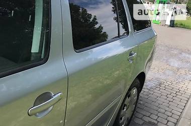 Універсал Skoda Octavia 2012 в 