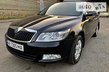 Ліфтбек Skoda Octavia 2012 в Дніпрі