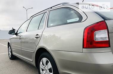 Универсал Skoda Octavia 2011 в Херсоне