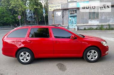 Універсал Skoda Octavia 2012 в Дніпрі