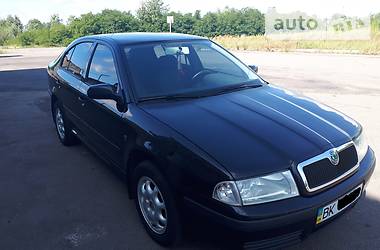 Хэтчбек Skoda Octavia 2008 в Сарнах